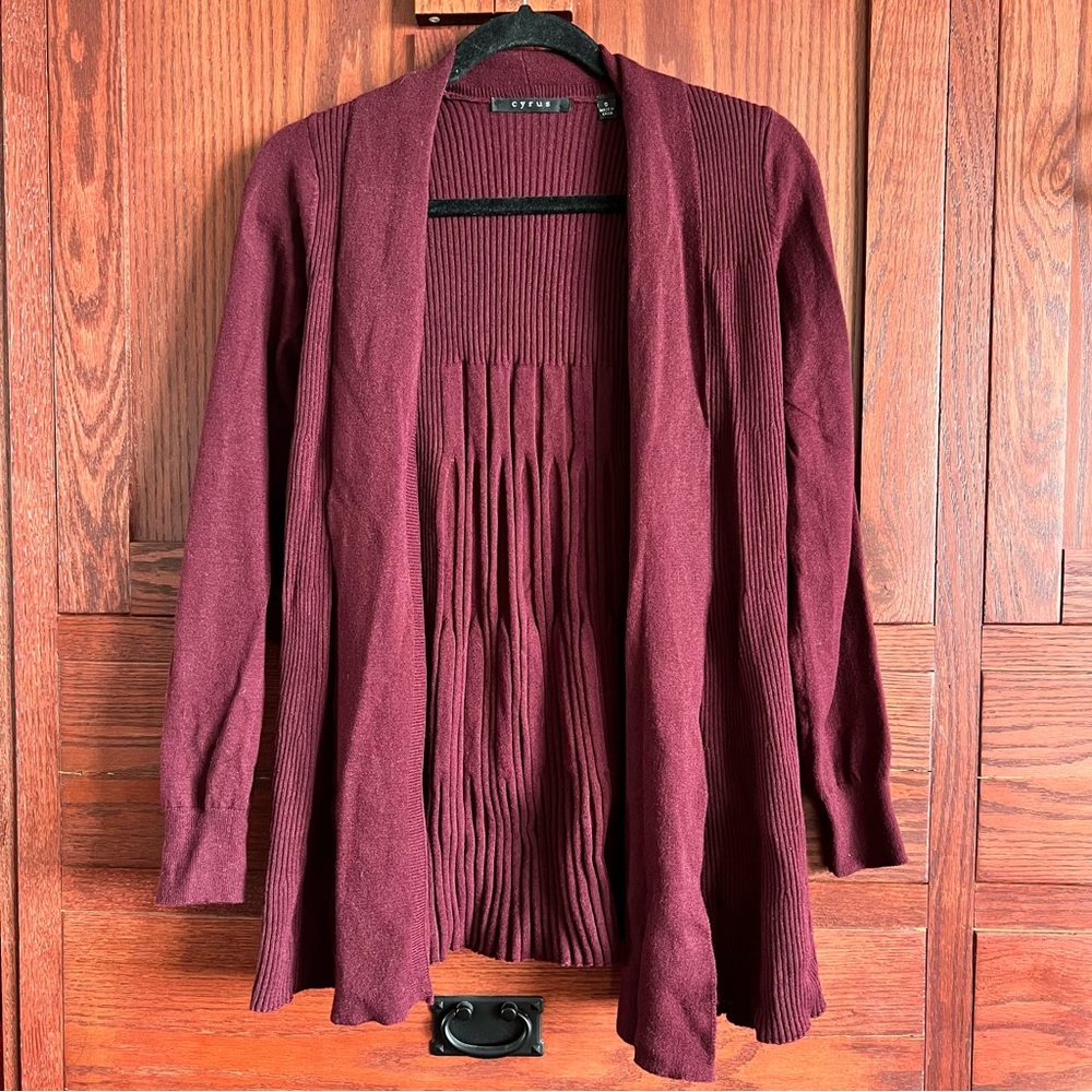 NWT Cyrus Burgundy Open Ribbed Collared Cardigan S